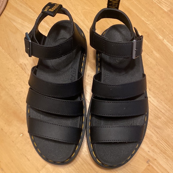 Dr. Martens Shoes - Dr. Martens Blair sandal